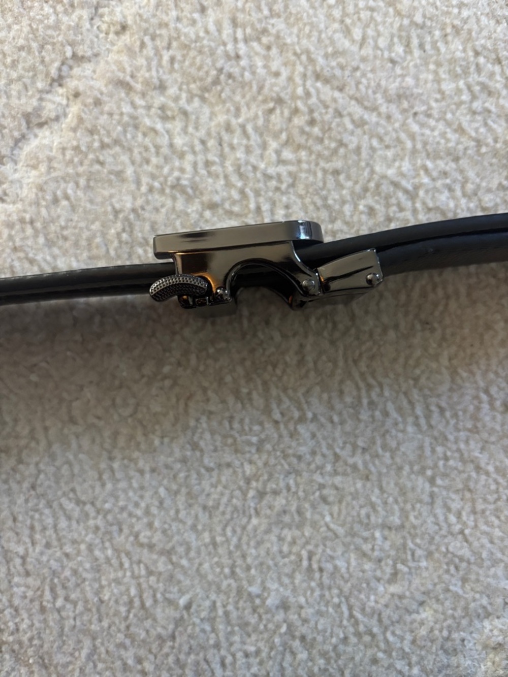 Men's Black/Gray Adjustable Belt with attached B Buckle - Picture 5 of 6